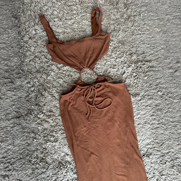 Super Down Brown Maxi Dress with Cutouts - Picture 6 of 7